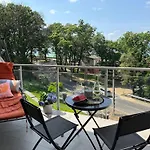 Cosy With Views *